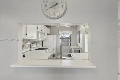 2793 NW 104th Avenue Sunrise FL 33322