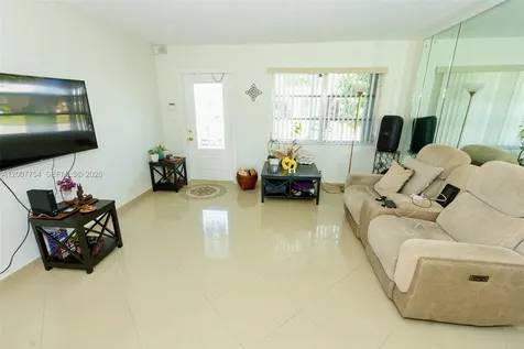 4518 NW 45th Court Tamarac FL 33319