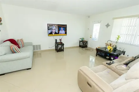 4518 NW 45th Court Tamarac FL 33319