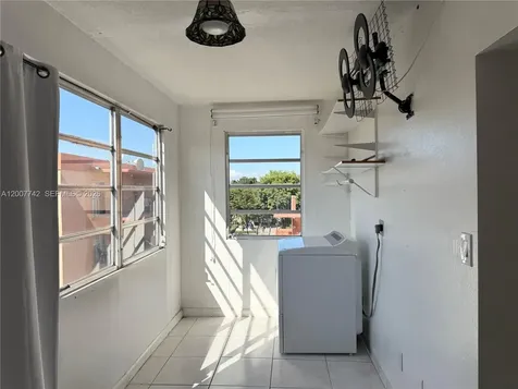 1850 W 56th Street Hialeah FL 33012