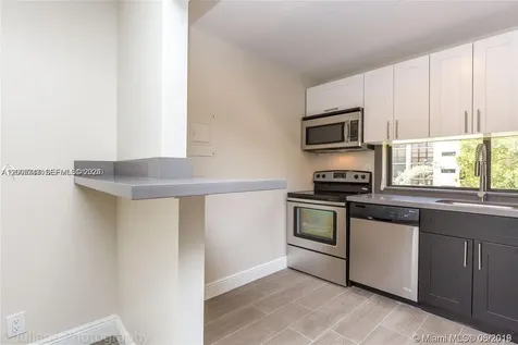 16919 N Bay Road Sunny Isles Beach FL 33160