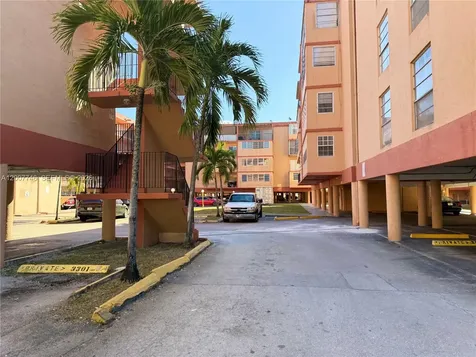 1850 W 56th Street Hialeah FL 33012