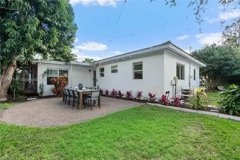 11790 NE 8th Avenue Biscayne Park FL 33161