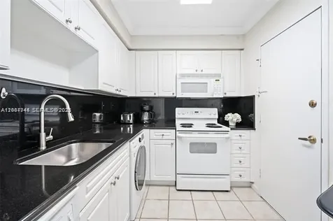 2501 S Ocean Drive Hollywood FL 33019