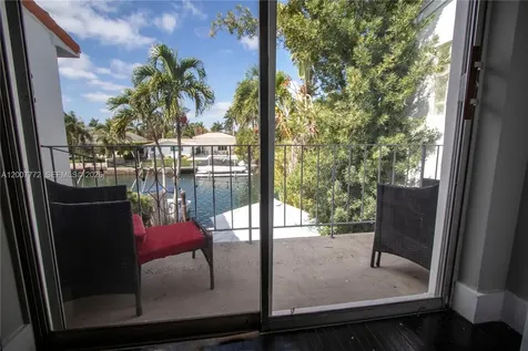 2117 NE 123rd Street North Miami FL 33181