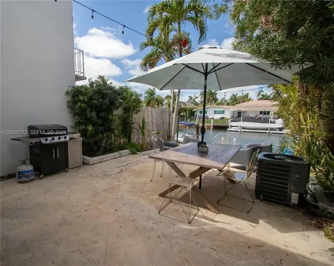 2117 NE 123rd Street North Miami FL 33181