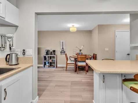 1958 E Discovery Circle E Deerfield Beach FL 33442