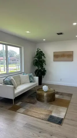 2572 NW 20th Street Fort Lauderdale FL 33311