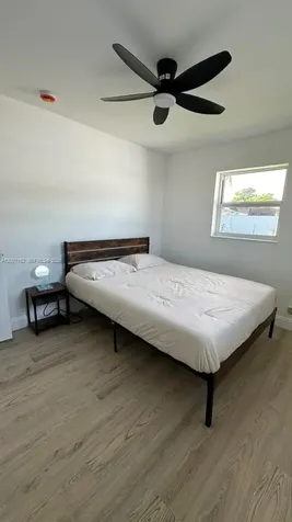 2572 NW 20th Street Fort Lauderdale FL 33311