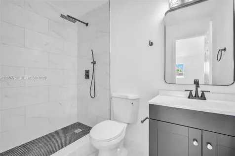 2572 NW 20th Street Fort Lauderdale FL 33311