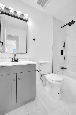 2572 NW 20th Street Fort Lauderdale FL 33311