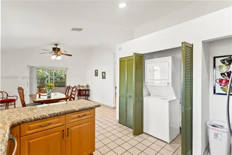 6450 SW 13th Street Plantation FL 33317