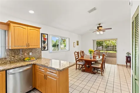 6450 SW 13th Street Plantation FL 33317