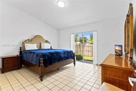 6450 SW 13th Street Plantation FL 33317