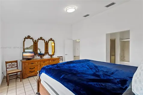 6450 SW 13th Street Plantation FL 33317