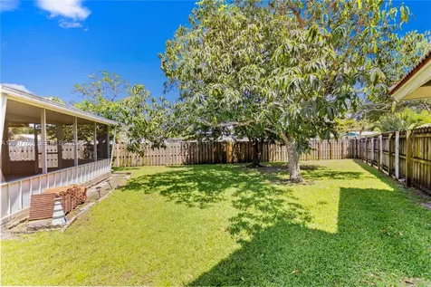 6450 SW 13th Street Plantation FL 33317