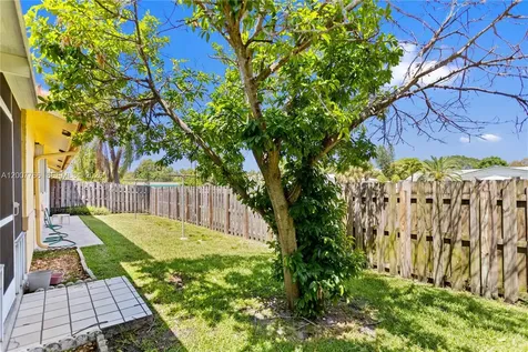 6450 SW 13th Street Plantation FL 33317