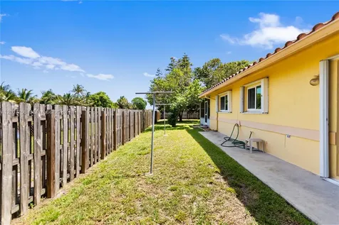 6450 SW 13th Street Plantation FL 33317