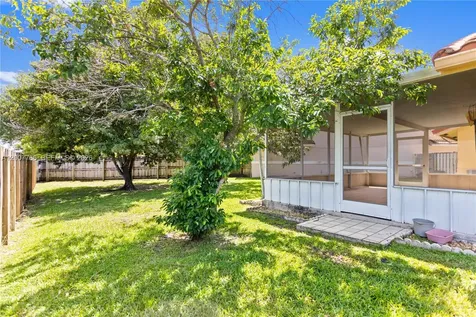 6450 SW 13th Street Plantation FL 33317