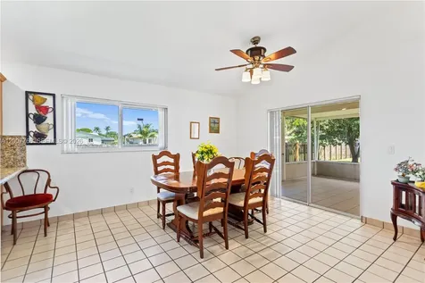 6450 SW 13th Street Plantation FL 33317