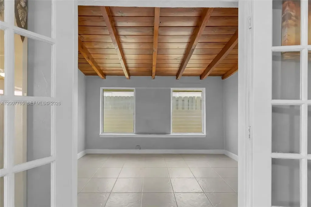 921 N 31st Court Hollywood FL 33021