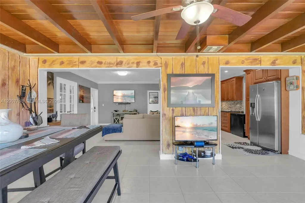 921 N 31st Court Hollywood FL 33021