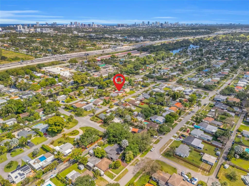 921 N 31st Court Hollywood FL 33021