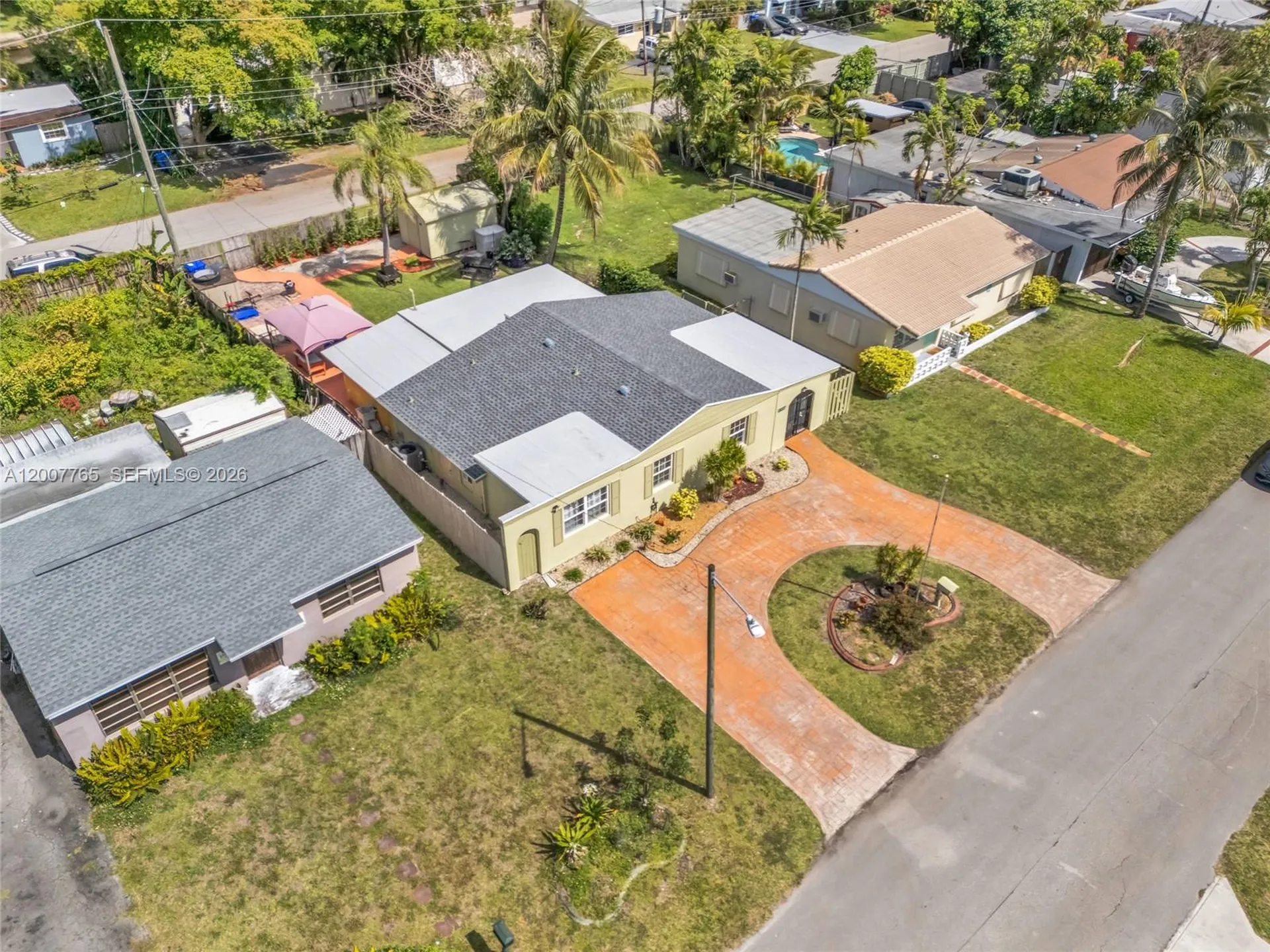 921 N 31st Court Hollywood FL 33021