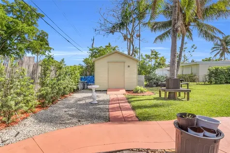 921 N 31st Court Hollywood FL 33021