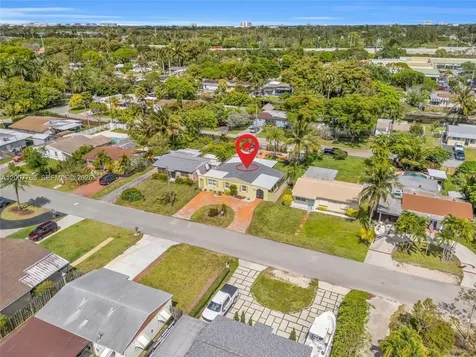 921 N 31st Court Hollywood FL 33021