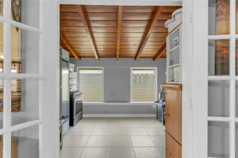 921 N 31st Court Hollywood FL 33021