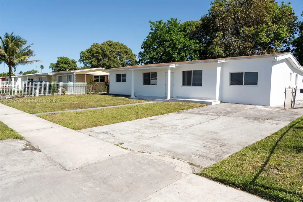 4000 NW 195th Street Miami Gardens FL 33055