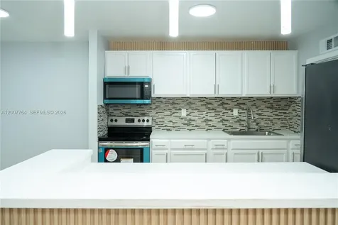 4000 NW 195th Street Miami Gardens FL 33055