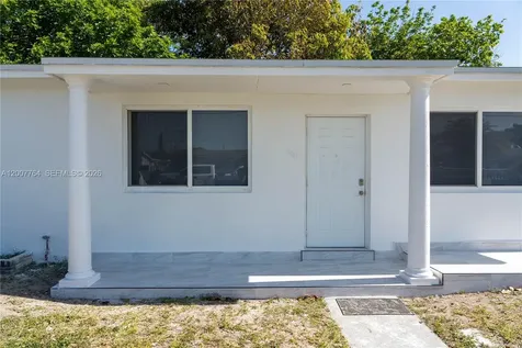 4000 NW 195th Street Miami Gardens FL 33055