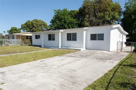 4000 NW 195th Street Miami Gardens FL 33055