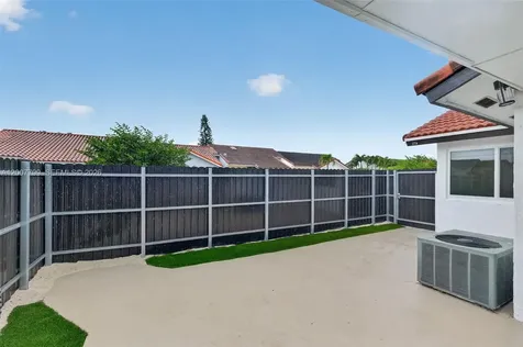 4530 SW 143 Place Miami FL 33175