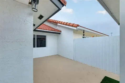 4530 SW 143 Place Miami FL 33175