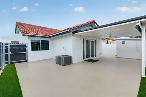 4530 SW 143 Place Miami FL 33175