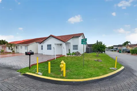 4530 SW 143 Place Miami FL 33175