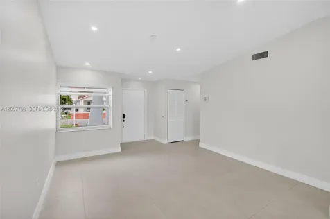 4530 SW 143 Place Miami FL 33175