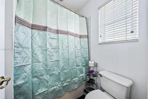 3229 Laurel Ridge Circle Riviera Beach FL 33404