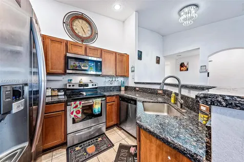 3229 Laurel Ridge Circle Riviera Beach FL 33404