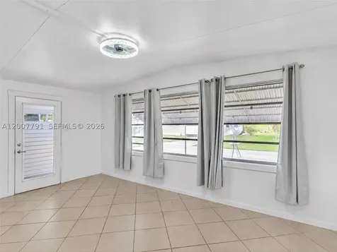 2061 SW 83rd Avenue Davie FL 33324