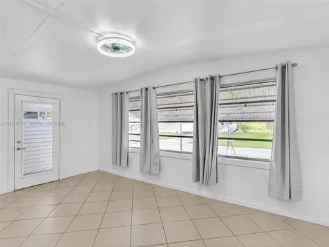 2061 SW 83rd Avenue Davie FL 33324