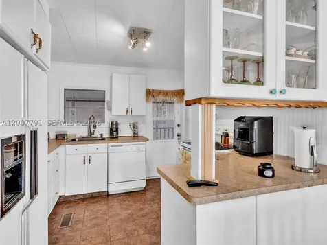 2061 SW 83rd Avenue Davie FL 33324