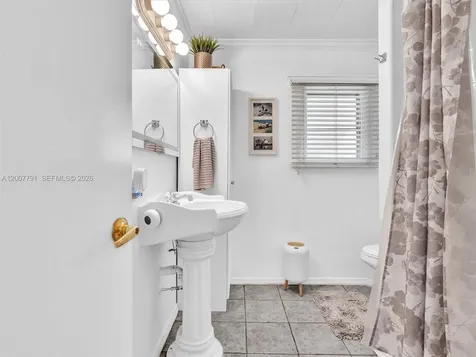 2061 SW 83rd Avenue Davie FL 33324