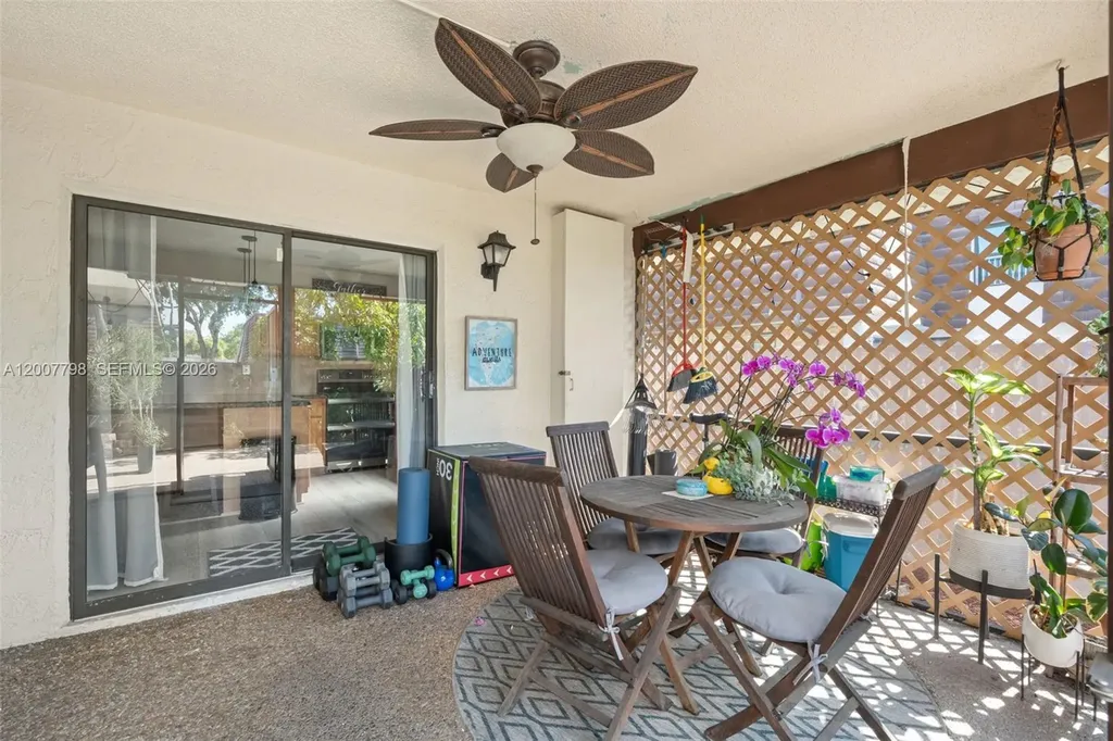 2691 NW 99th Avenue Coral Springs FL 33065