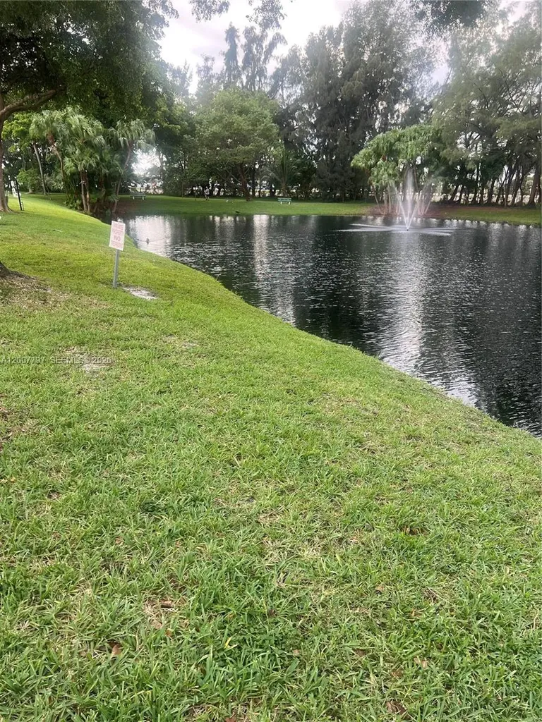 2501 W Golf Boulevard Pompano Beach FL 33064