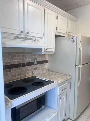 2501 W Golf Boulevard Pompano Beach FL 33064