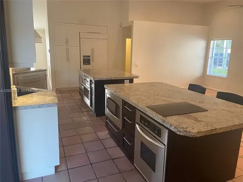 659 Verona Place Weston FL 33326